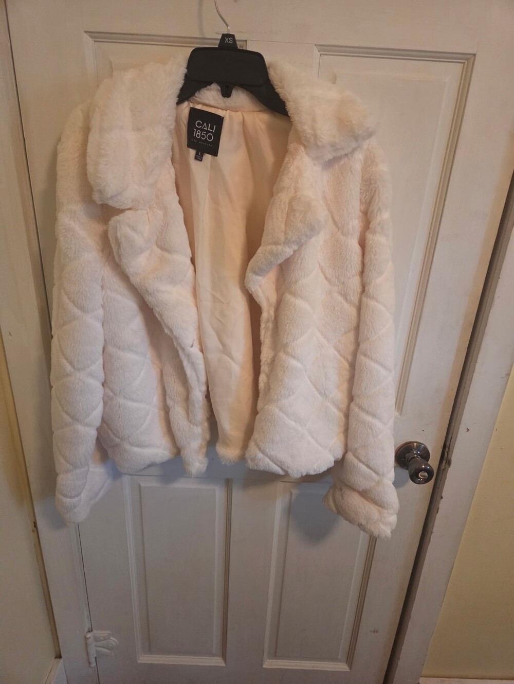 Women's Cream Faux Fur Jacket